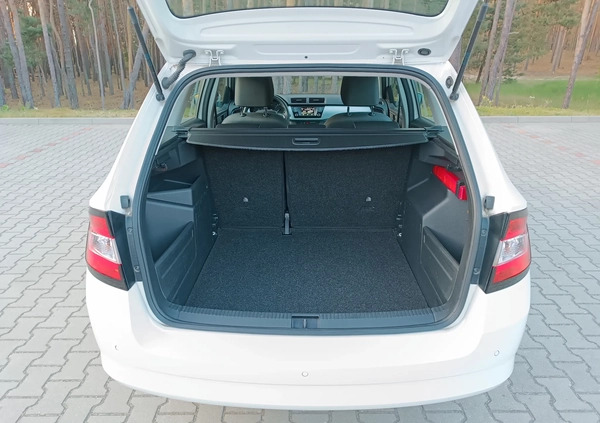 Skoda Fabia cena 34900 przebieg: 134950, rok produkcji 2017 z Góra małe 497